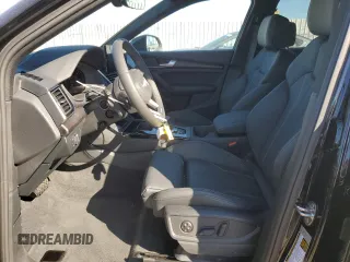 2024 Audi Q5 S line Premium Plus z VIN WA1E2AFY6R2125874, wystawiony jako Copart lot #47052955 z przebiegiem 1 144 mil mil oraz Szkoda całkowita • Salvage title. Historia ofert i sprzedaży dostępna na DreamBid. Obrazek 7.