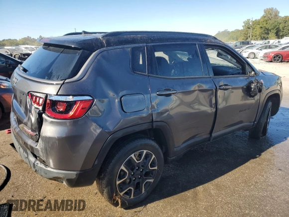 2021 Jeep Compass Trailhawk with VIN 3C4NJDDB3MT564983, listed as a Copart auction lot 76310514 with 77,585 mi miles and Non repairable. Bid and sale history available at DreamBid. Image 3.