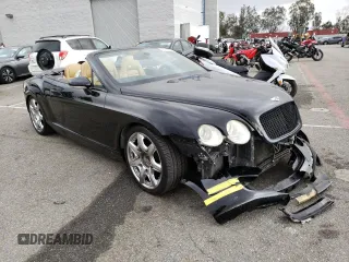 2007 Bentley Continental GT z VIN SCBDR33W57C043429, wystawiony jako Copart lot #41155393 z przebiegiem 99 721 mil mil oraz . Historia ofert i sprzedaży dostępna na DreamBid. Obrazek 4.