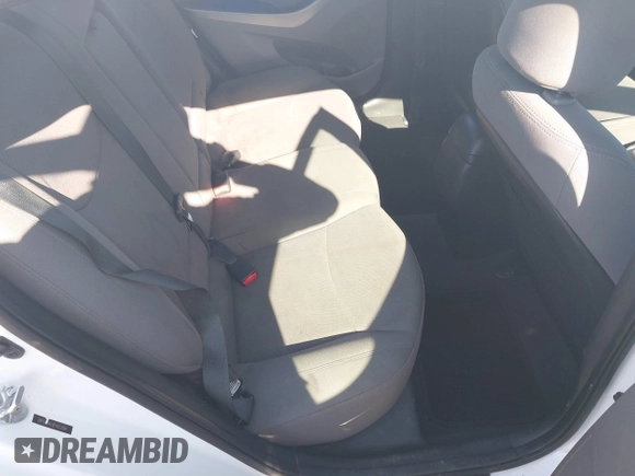 2015 Hyundai Elantra SE z VIN 5NPDH4AE8FH651884, wystawiony jako IAAI lot #42328121 z przebiegiem 128 520 mil mil oraz . Historia ofert i sprzedaży dostępna na DreamBid. Obrazek 8.