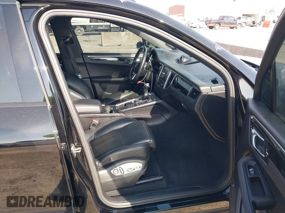 2018 Porsche Macan z VIN WP1AA2A54JLB01757, wystawiony jako IAAI lot #41560853 z przebiegiem 98 815 mil mil oraz . Historia ofert i sprzedaży dostępna na DreamBid. Obrazek 5.