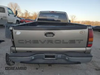 2000 Chevrolet Silverado 1500 with VIN 1GCEK14V3YE422595, listed as a Copart auction lot 83903244 with 0 mi miles and Salvage Title. Bid and sale history available at carsss.com. Image 6.