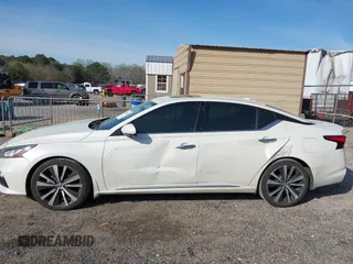 2019 Nissan Altima Platinum with VIN 1N4BL4FV6KC221426, listed as a IAAI auction lot 41900455 with 194,516 mi miles and . Bid and sale history available at DreamBid. Image 14.