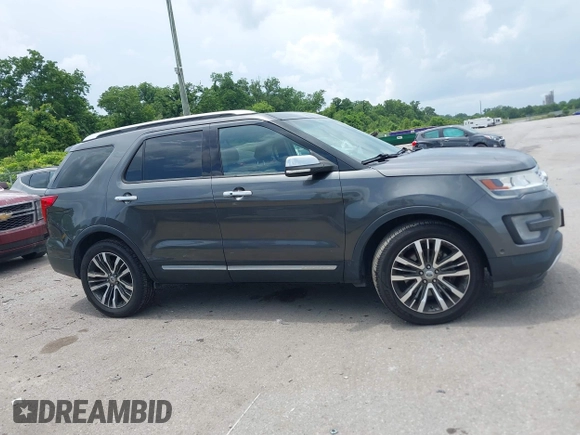 2016 Ford Explorer Platinum z VIN 1FM5K8HT2GGD04330, wystawiony jako IAAI lot #42462634 z przebiegiem 167 468 mil mil oraz . Historia ofert i sprzedaży dostępna na DreamBid. Obrazek 13.