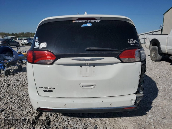 2017 Chrysler Pacifica Touring L with VIN 2C4RC1BG1HR519963, listed as a Copart auction lot 52800915 with 141,225 mi miles and Salvage Title. Bid and sale history available at DreamBid. Image 6.
