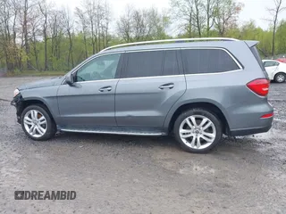 2018 Mercedes-Benz GLS 450 z VIN 4JGDF6EE5JB106257, wystawiony jako IAAI lot #42187413 z przebiegiem 104 217 mil mil oraz . Historia ofert i sprzedaży dostępna na DreamBid. Obrazek 14.