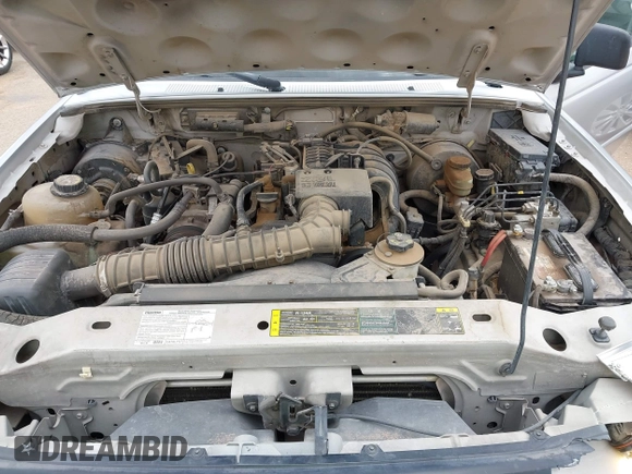 2005 Mazda B-Series 2WD Truck with VIN 4F4YR12D85PM01784, listed as a IAAI auction lot 41932706 with 183,610 mi miles. Bid and sale history available at carsss.com. Image 10.