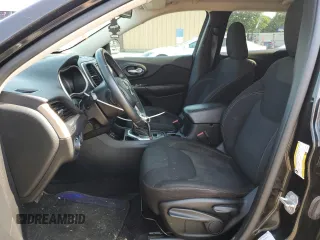 2016 Jeep Cherokee 75th Anniversary with VIN 1C4PJLCBXGW185675, listed as a Copart auction lot 60681185 with 174,818 mi miles and Clean title. Bid and sale history available at DreamBid. Image 7.