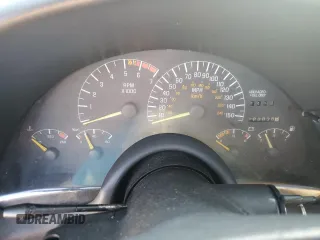 1993 Pontiac Firebird Formula z VIN 2G2FV22P7P2213963, wystawiony jako Copart lot #62092405 z przebiegiem 123 385 mil mil oraz Czysty tytuł • Clean title. Historia ofert i sprzedaży dostępna na DreamBid. Obrazek 10.