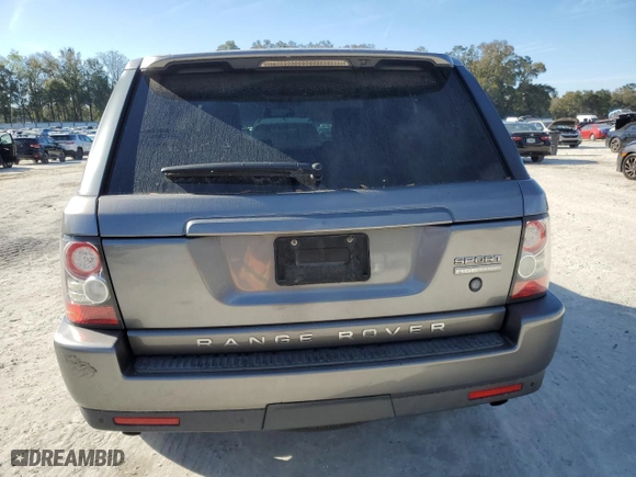 2011 Land Rover Range Rover Sport HSE LUX with VIN SALSK2D43BA271586, listed as a Copart auction lot 46834325 with NaN miles and Salvage Title. Bid and sale history available at carsss.com. Image 6.