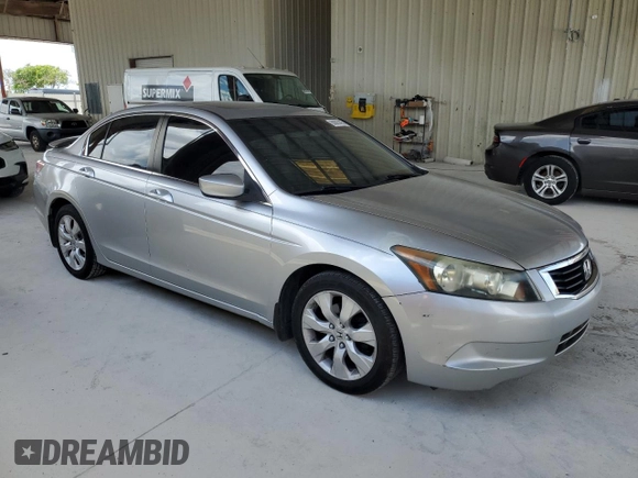 2008 Honda Accord EX-L z VIN 1HGCP26808A070137, wystawiony jako Copart lot #60093495 z przebiegiem 119 417 mil mil oraz Szkoda całkowita • Salvage title. Historia ofert i sprzedaży dostępna na DreamBid. Obrazek 4.
