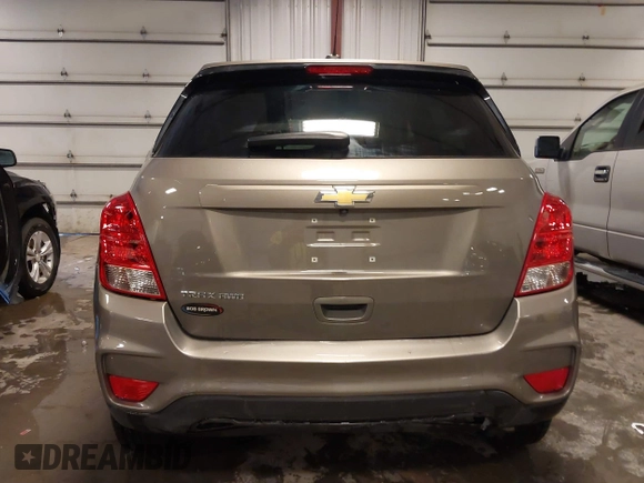 2022 Chevrolet Trax LS z VIN KL7CJNSM5NB509906, wystawiony jako IAAI lot #41833742 z przebiegiem 29 592 mil mil oraz . Historia ofert i sprzedaży dostępna na DreamBid. Obrazek 16.