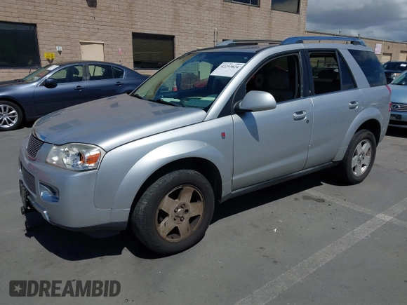 2007 Saturn VUE V6 z VIN 5GZCZ53467S873263, wystawiony jako IAAI lot #42253824 z przebiegiem 157 810 mil mil oraz . Historia ofert i sprzedaży dostępna na DreamBid. Obrazek 2.