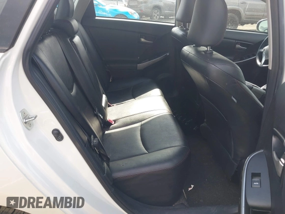2013 Toyota Prius One z VIN JTDKN3DU7D5599352, wystawiony jako IAAI lot #41822091 z przebiegiem 198 360 mil mil oraz . Historia ofert i sprzedaży dostępna na DreamBid. Obrazek 8.