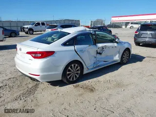 2016 Hyundai Sonata 2.4L Sport with VIN 5NPE34AF7GH406121, listed as a IAAI auction lot 41652078 with 90,445 mi miles. Bid and sale history available at carsss.com. Image 4.