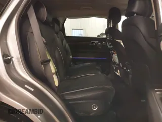 2023 Genesis GV80 z VIN KMUHBDSB4PU130267, wystawiony jako IAAI lot #42495630 z przebiegiem 23 892 mil mil oraz . Historia ofert i sprzedaży dostępna na DreamBid. Obrazek 8.