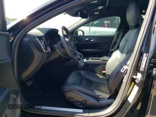 2019 Volvo S60 Momentum with VIN 7JRA22TK6KG009059, listed as a Copart auction lot 68901443 with 47,032 mi miles. Bid and sale history available at carsss.com. Image 7.