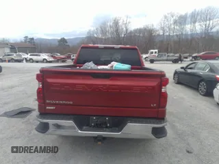 2023 Chevrolet Silverado 1500 LT with VIN 1GCUDDE88PZ333015, listed as a IAAI auction lot 41620991 with 1 mi miles. Bid and sale history available at carsss.com. Image 16.