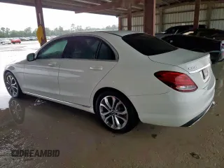 2017 Mercedes-Benz C 300 с VIN 55SWF4JB7HU222188, выставлен на аукционе Copart как лот 60906445 с пробегом 81 437 миль миль и Списание • Salvage title. История ставок и продаж доступна на DreamBid. Изображение 2.
