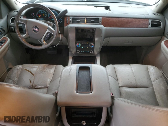2007 GMC Sierra 1500 SLE1 z VIN 2GTEC13J571514500, wystawiony jako Copart lot #44444455 z przebiegiem 191 090 mil mil oraz Szkoda całkowita • Salvage title. Historia ofert i sprzedaży dostępna na DreamBid. Obrazek 8.
