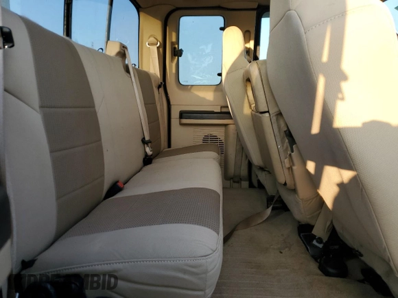 2008 Ford F-350 XL with VIN 1FTWX31R78EC73102, listed as a Copart auction lot 76482064 with 262,025 mi miles and Clean Title. Bid and sale history available at DreamBid. Image 10.