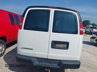 2016 Chevrolet Express Cargo с VIN 1GCWGAFF2G1334493, выставлен на аукционе IAAI как лот 42506838 с пробегом 247 474 миль миль и . История ставок и продаж доступна на DreamBid. Изображение 15.