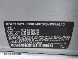 2013 BMW 3 Series 328i xDrive with VIN WBA3B5C59DF595961, listed as a IAAI auction lot 41951160 with 111,517 mi miles. Bid and sale history available at carsss.com. Image 9.