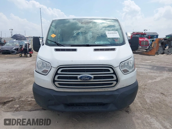 2019 Ford Transit с VIN 1FTYR1YM3KKB20226, выставлен на аукционе IAAI как лот 42418184 с пробегом 235 848 миль миль и . История ставок и продаж доступна на DreamBid. Изображение 12.