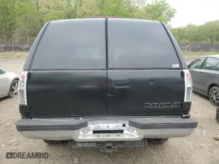 1999 Chevrolet Tahoe Z71 with VIN 1GNEK13R6XJ443409, listed as a Copart auction lot 53613625 with 188,790 mi miles and Salvage Title. Bid and sale history available at carsss.com. Image 6.