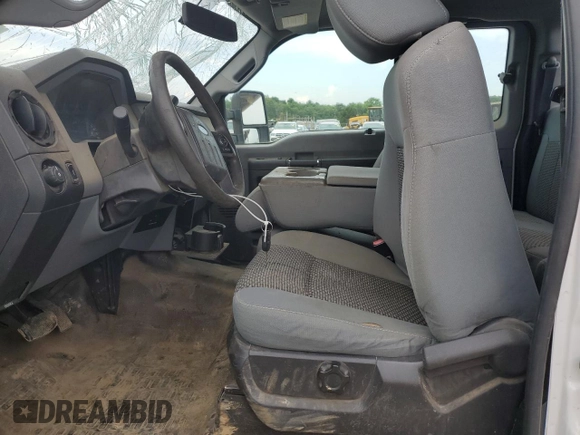 2013 Ford F-250 XL with VIN 1FT7X2B62DEA74472, listed as a Copart auction lot 57628995 with 224,256 mi miles and Salvage title. Bid and sale history available at DreamBid. Image 7.