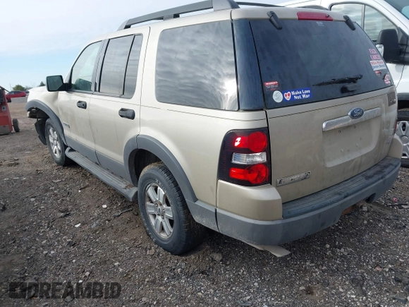 2006 Ford Explorer XLT with VIN 1FMEU73E46UA11137, listed as a IAAI auction lot 41995188 with 166,874 mi miles. Bid and sale history available at carsss.com. Image 3.