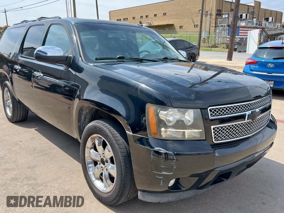 2008 Chevrolet Suburban LTZ with VIN 1GNFC16018R193868, listed as a Copart auction lot 50950405 with 193,219 mi miles and Clean title. Bid and sale history available at DreamBid. Image 1.