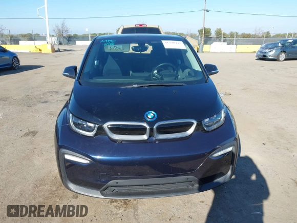 2019 BMW i3 with VIN WBY8P4C51K7D19951, listed as a IAAI auction lot 41348442 with 70,195 mi miles and . Bid and sale history available at DreamBid. Image 13.