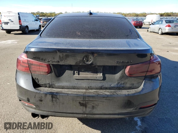 2018 BMW 3 Series 320i xDrive z VIN WBA8A3C53JA494999, wystawiony jako Copart lot #41457625 z przebiegiem Nie podano mil oraz Szkoda całkowita • Salvage title. Historia ofert i sprzedaży dostępna na DreamBid. Obrazek 6.