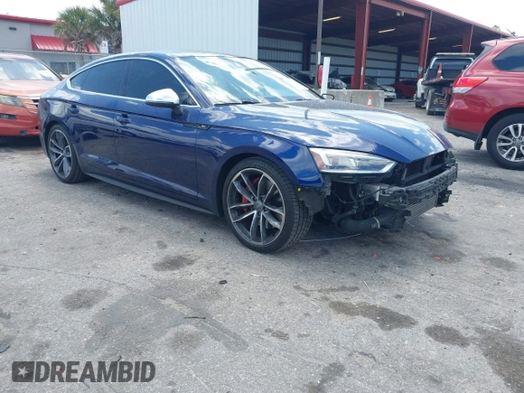 2018 Audi S5 Sportback Prestige z VIN WAUC4CF58JA003890, wystawiony jako IAAI lot #42176231 z przebiegiem 94 954 mil mil oraz . Historia ofert i sprzedaży dostępna na DreamBid. Obrazek 1.