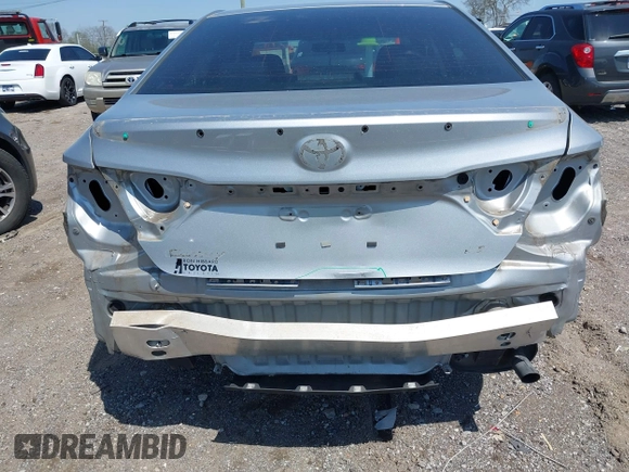 2016 Toyota Camry XLE with VIN 4T4BF1FK2GR548706, listed as a IAAI auction lot 41965363 with 70,284 mi miles and . Bid and sale history available at carsss.com. Image 6.