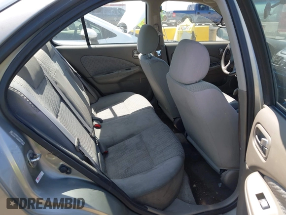2004 Nissan Sentra S z VIN 3N1CB51D74L825521, wystawiony jako IAAI lot #42403530 z przebiegiem 196 672 mil mil oraz . Historia ofert i sprzedaży dostępna na DreamBid. Obrazek 8.