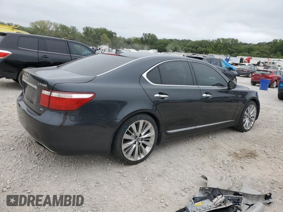 2009 Lexus LS 460 z VIN JTHCL46F995000410, wystawiony jako Copart lot #65979874 z przebiegiem 152 999 mil mil oraz Szkoda całkowita • Salvage title. Historia ofert i sprzedaży dostępna na DreamBid. Obrazek 3.