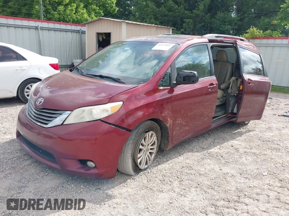 2013 Toyota Sienna XLE AAS z VIN 5TDYK3DC5DS380894, wystawiony jako IAAI lot #42271097 z przebiegiem 145 494 mil mil oraz . Historia ofert i sprzedaży dostępna na DreamBid. Obrazek 18.