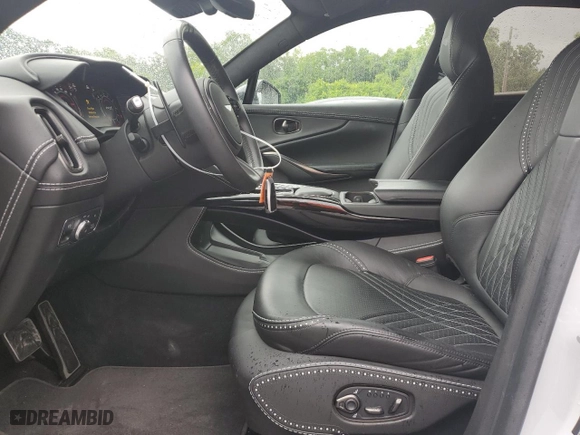 2021 Aston Martin DBX with VIN SCFVUJAW8MTV01405, listed as a Copart auction lot 56564704 with 12,386 mi miles and Salvage Title. Bid and sale history available at carsss.com. Image 7.