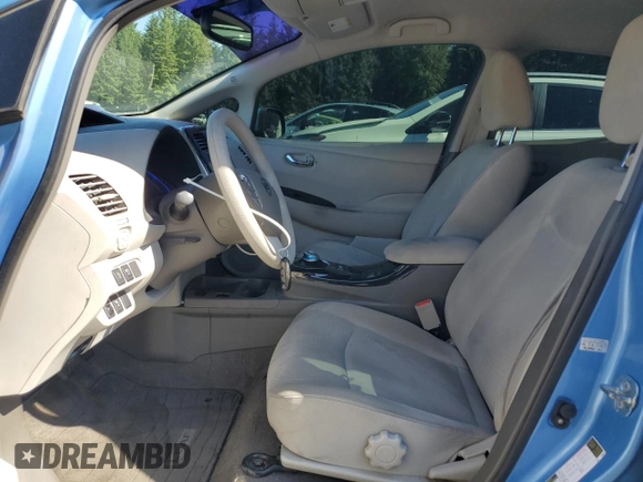 2011 Nissan LEAF SL-e z VIN JN1AZ0CPXBT001891, wystawiony jako Copart lot #58844605 z przebiegiem 100 557 mil mil oraz Czysty tytuł • Clean title. Historia ofert i sprzedaży dostępna na DreamBid. Obrazek 7.
