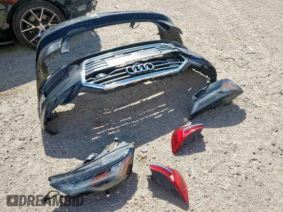2019 Audi A6 Prestige with VIN WAUM2AF28KN038671, listed as a Copart auction lot 61748845 with 88,718 mi miles and Salvage title. Bid and sale history available at DreamBid. Image 12.
