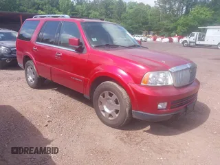 2005 Lincoln Navigator Luxury z VIN 5LMFU28565LJ04744, wystawiony jako IAAI lot #42277063 z przebiegiem 199 251 mil mil oraz . Historia ofert i sprzedaży dostępna na DreamBid. Obrazek 1.