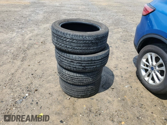 2020 Ford Escape SE z VIN 1FMCU9G64LUC34554, wystawiony jako Copart lot #60740525 z przebiegiem 71 575 mil mil oraz Szkoda całkowita • Salvage title. Historia ofert i sprzedaży dostępna na DreamBid. Obrazek 13.