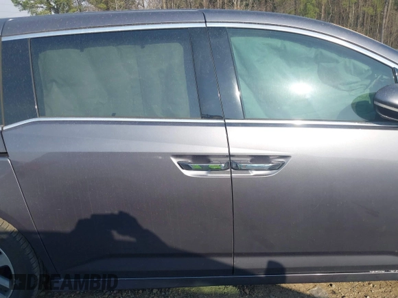 2016 Honda Odyssey Touring Elite with VIN 5FNRL5H92GB018560, listed as a IAAI auction lot 41796605 with 83,234 mi miles and . Bid and sale history available at carsss.com. Image 13.