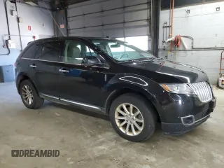 2013 Lincoln MKX z VIN 2LMDJ8JK7DBL05609, wystawiony jako Copart lot #60129615 z przebiegiem 210 678 mil mil oraz Czysty tytuł • Clean title. Historia ofert i sprzedaży dostępna na DreamBid. Obrazek 4.