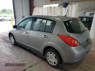 2011 Nissan Versa S z VIN 3N1BC1CP7BL409393, wystawiony jako Copart lot #60806585 z przebiegiem 147 149 mil mil oraz Szkoda całkowita • Salvage title. Historia ofert i sprzedaży dostępna na DreamBid. Obrazek 2.