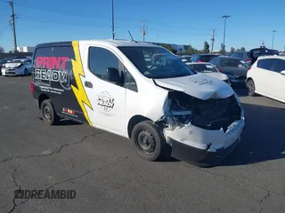 2017 Chevrolet City Express Cargo LT z VIN 3N63M0ZN8HK699508, wystawiony jako IAAI lot #41322139 z przebiegiem Nie podano mil oraz . Historia ofert i sprzedaży dostępna na DreamBid. Obrazek 1.