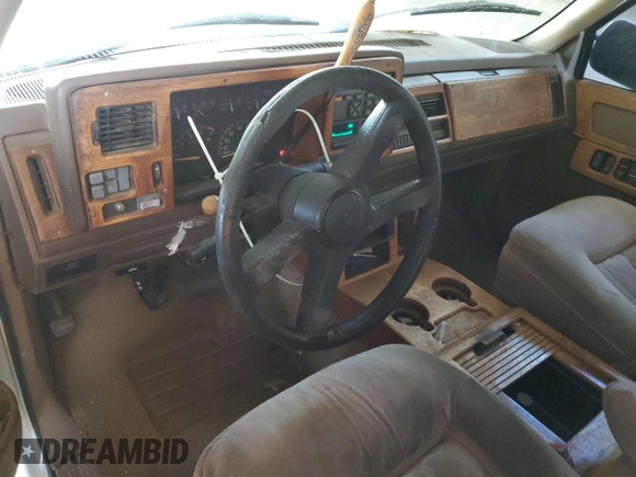 1994 GMC Sierra 1500 with VIN 1GDEC19K8RE532146, listed as a Copart auction lot 52120825 with 232,171 mi miles and Salvage Title. Bid and sale history available at DreamBid. Image 8.