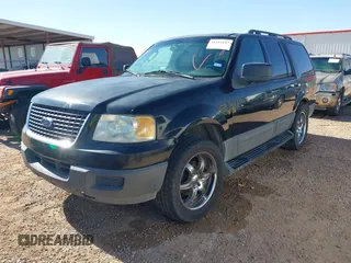 2006 Ford Expedition XLS with VIN 1FMPU13516LA28019, listed as a IAAI auction lot 41314147 with 220,636 mi miles. Bid and sale history available at carsss.com. Image 2.